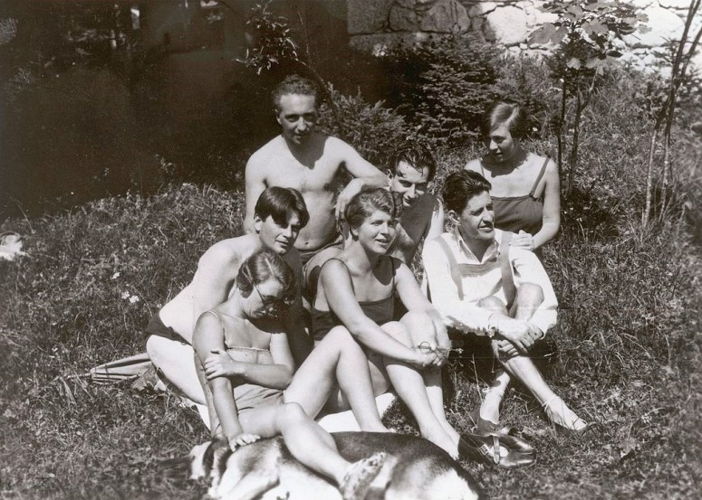 1925 - psychoanalysts-pepa kramer-maedi olden-wilhelm reich-siegfried bernfeld-richard kramer-sergei feitelberg-elisabeth neumann